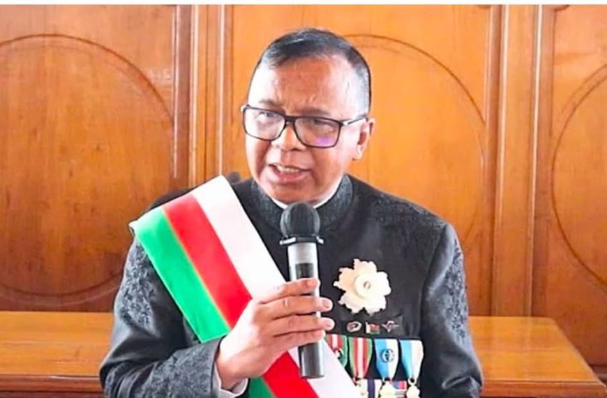 senator ravalomanana